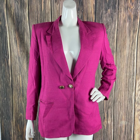 Vintage Christian Dior blazer 8 pink jeweled 80’s